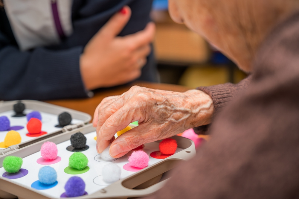 Cognitive therapy in dementia assisted living facilities near me.